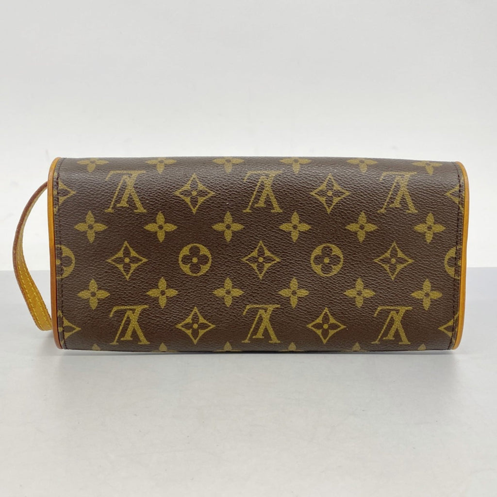 Louis Vuitton Brown Shoulder Bag (Pre-Owned)