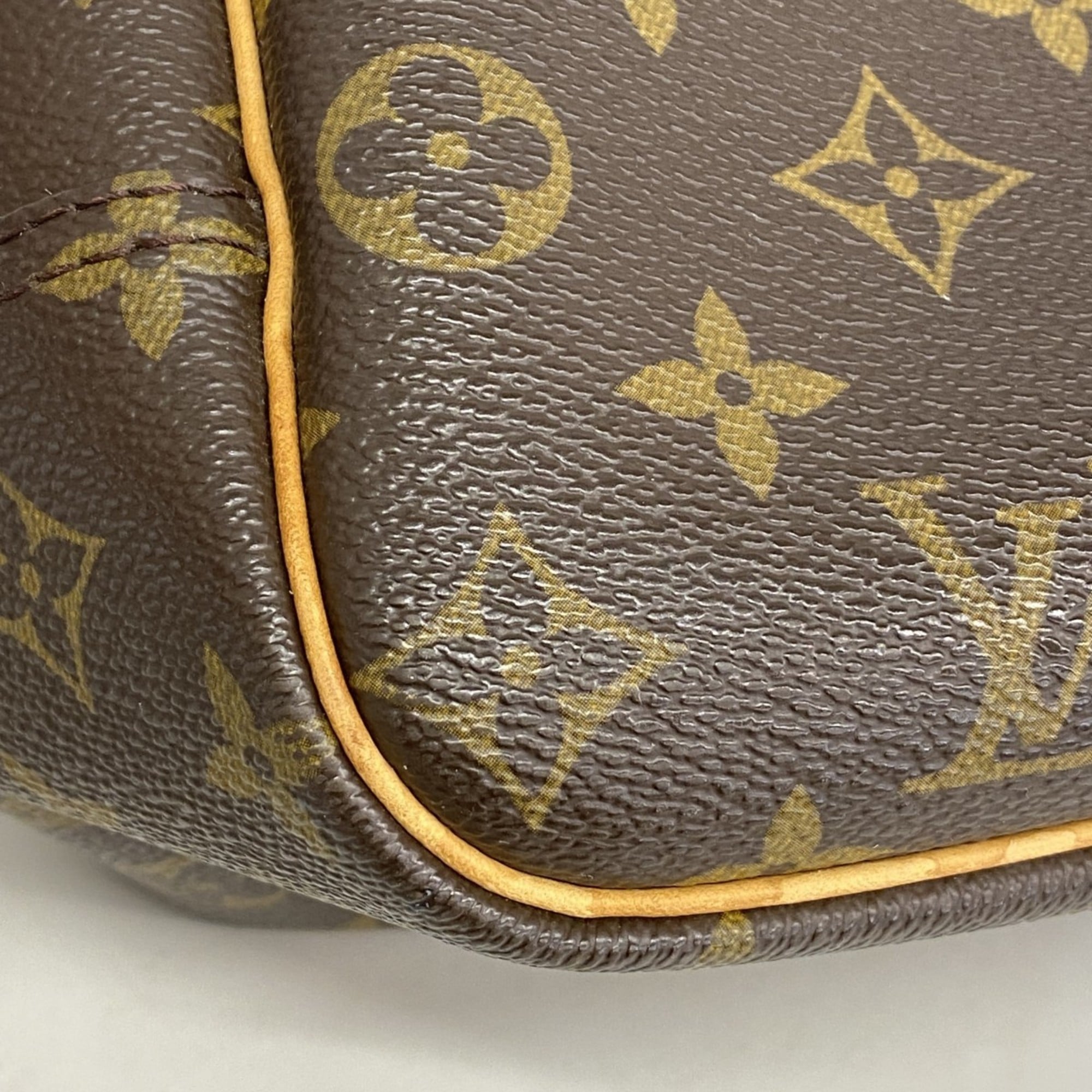 Louis Vuitton Brown Handbag (Pre-Owned)