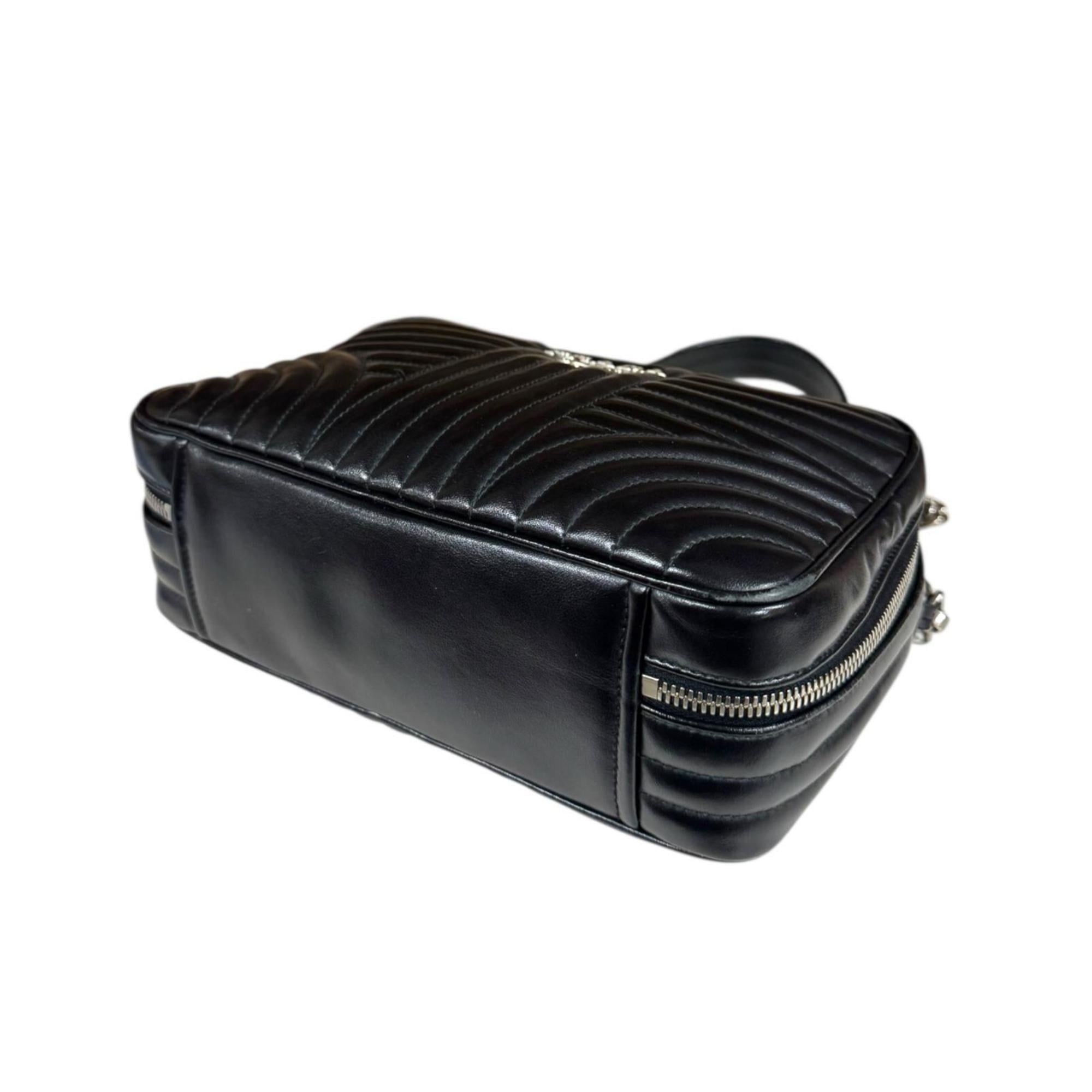 Prada Black Leather Shoulder Bag (Pre-Owned)