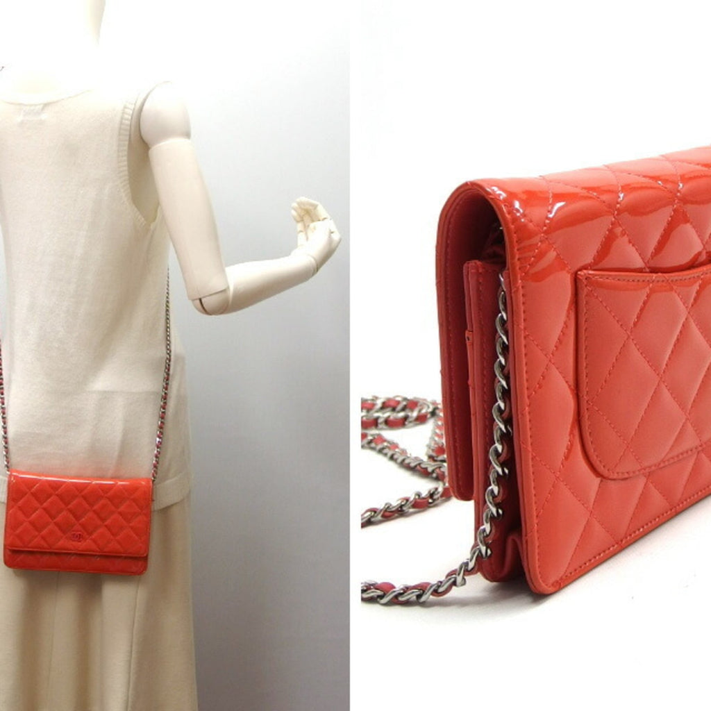 Chanel Matelasse Coral Orange Orange Red Orange Patent Leather Shoulder Bag (Pre-Owned)