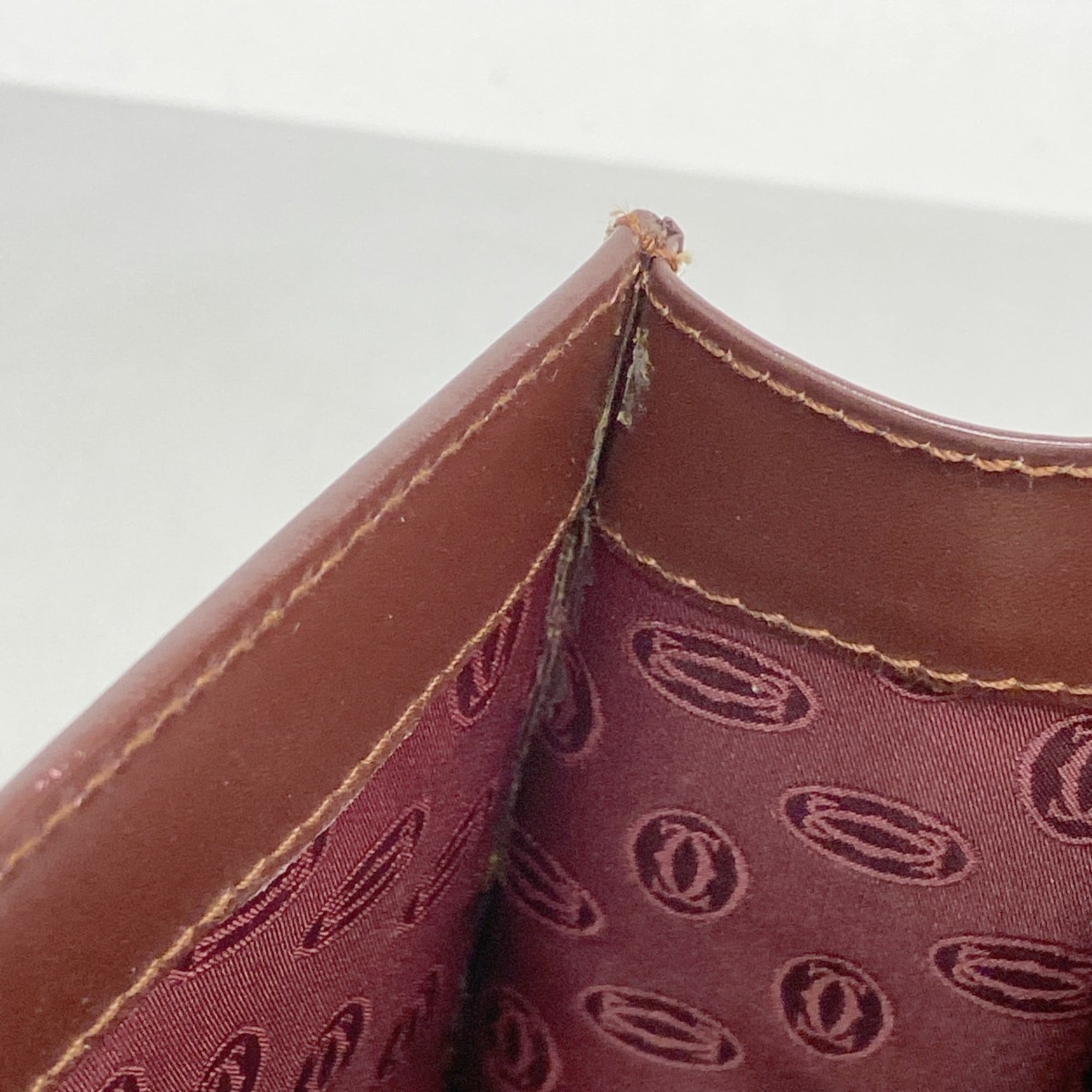 Cartier Bordeaux Leather Handbag (Pre-Owned)