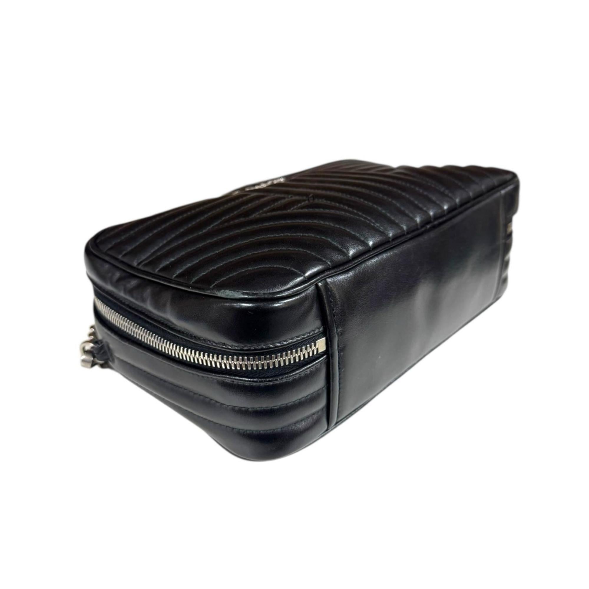Prada Black Leather Shoulder Bag (Pre-Owned)