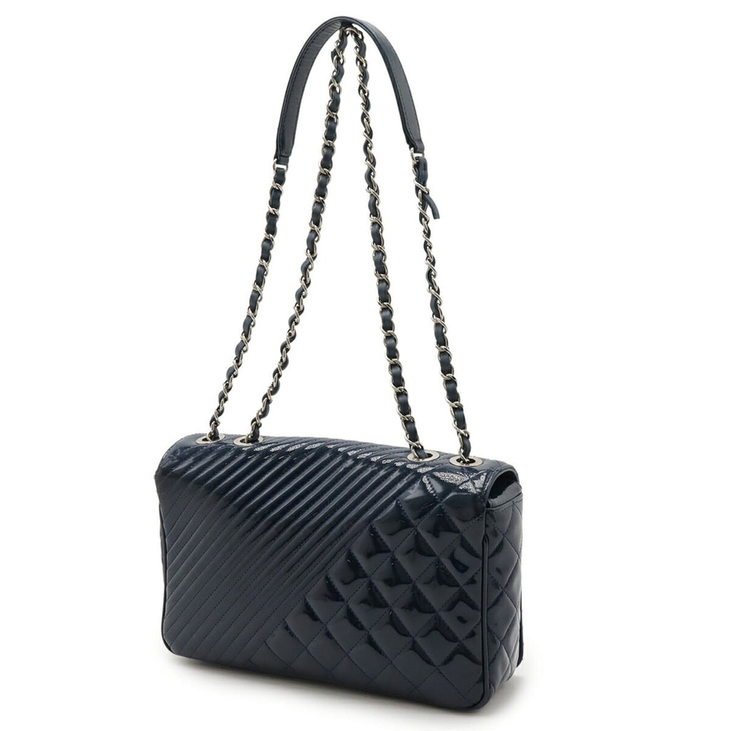 Chanel Navy Leather Pochette Shoulder Bag (Pre-Owned)