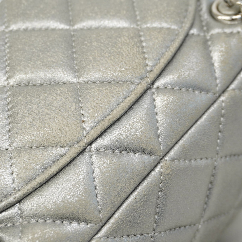 Chanel Silver Leather Backpack (Pre-Owned)