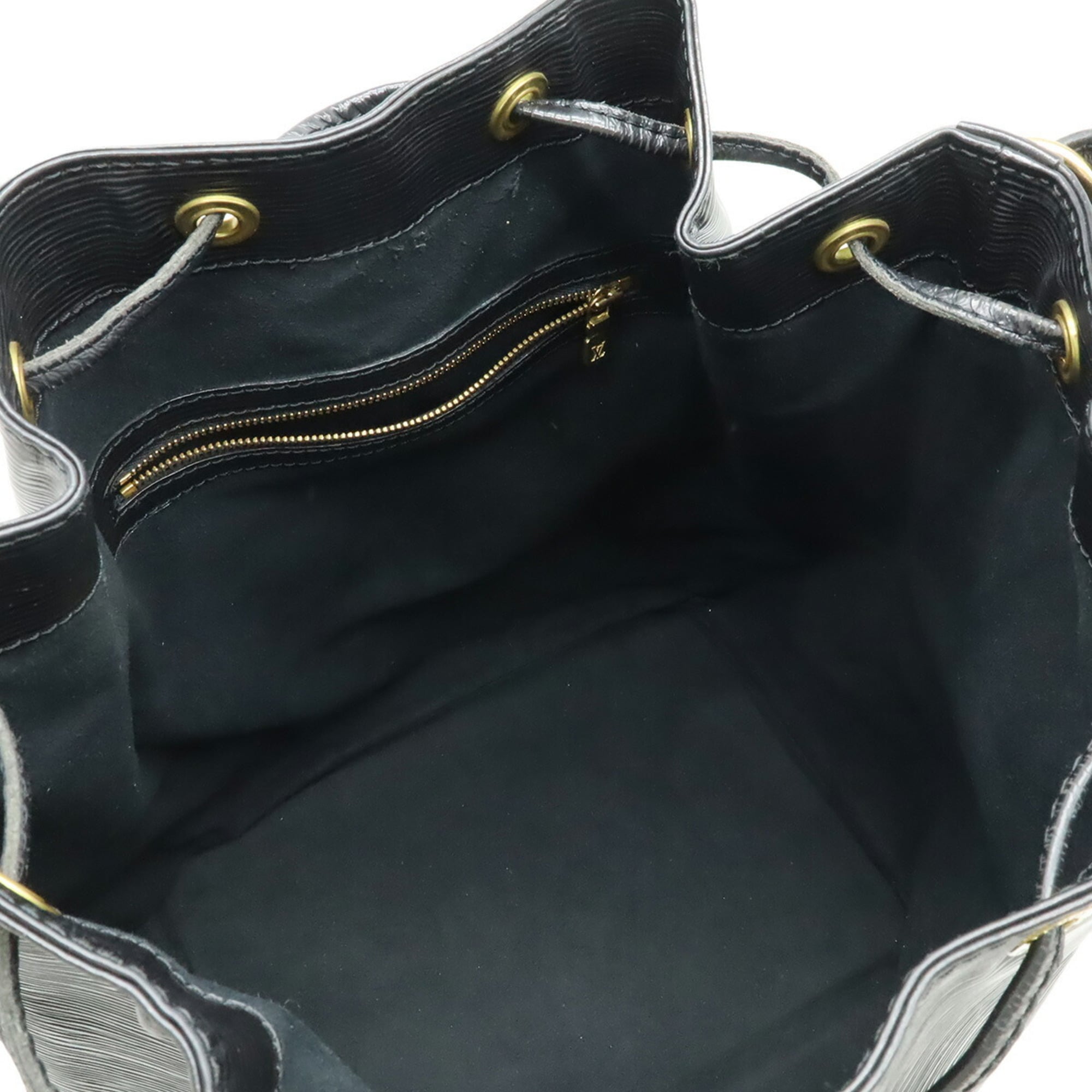 Louis Vuitton Black Noir Epi Leather Shoulder Bag (Pre-Owned)
