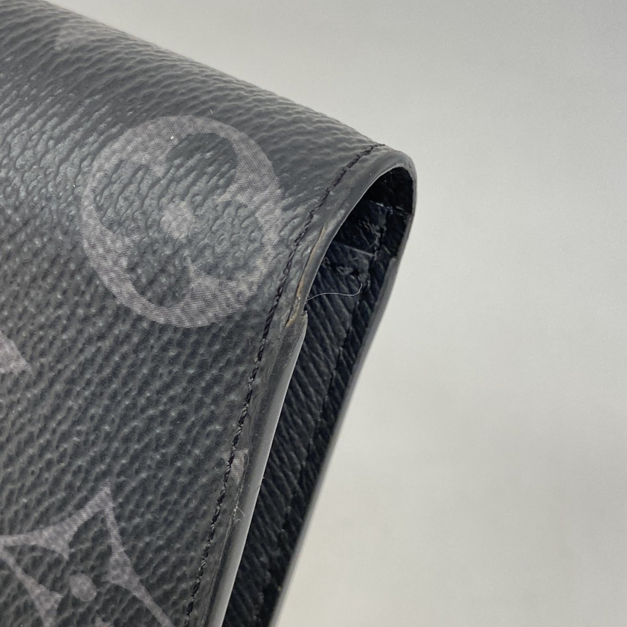 Louis Vuitton Black Long Wallet (Bi-Fold) (Pre-Owned)