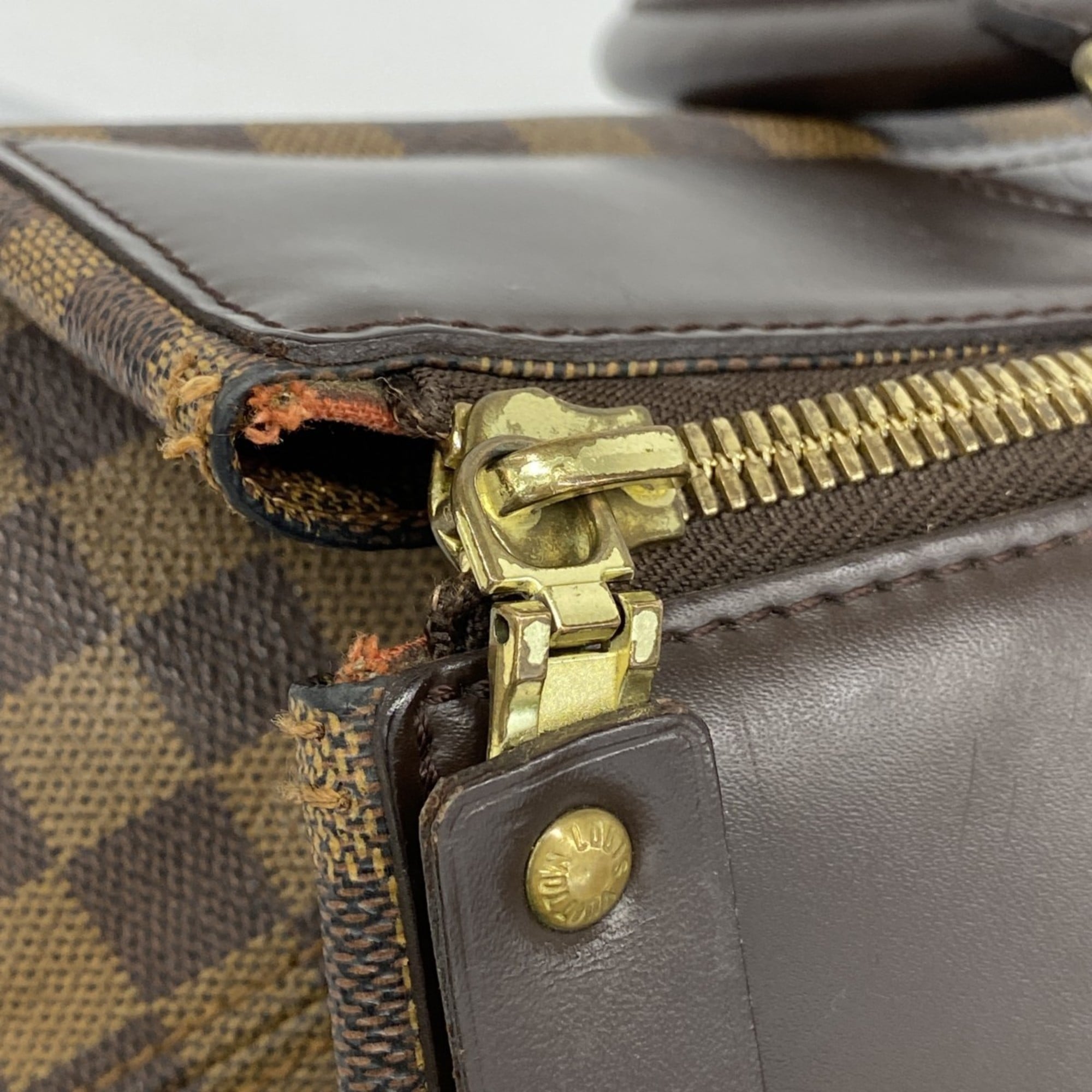 Louis Vuitton Ebene Handbag (Pre-Owned)