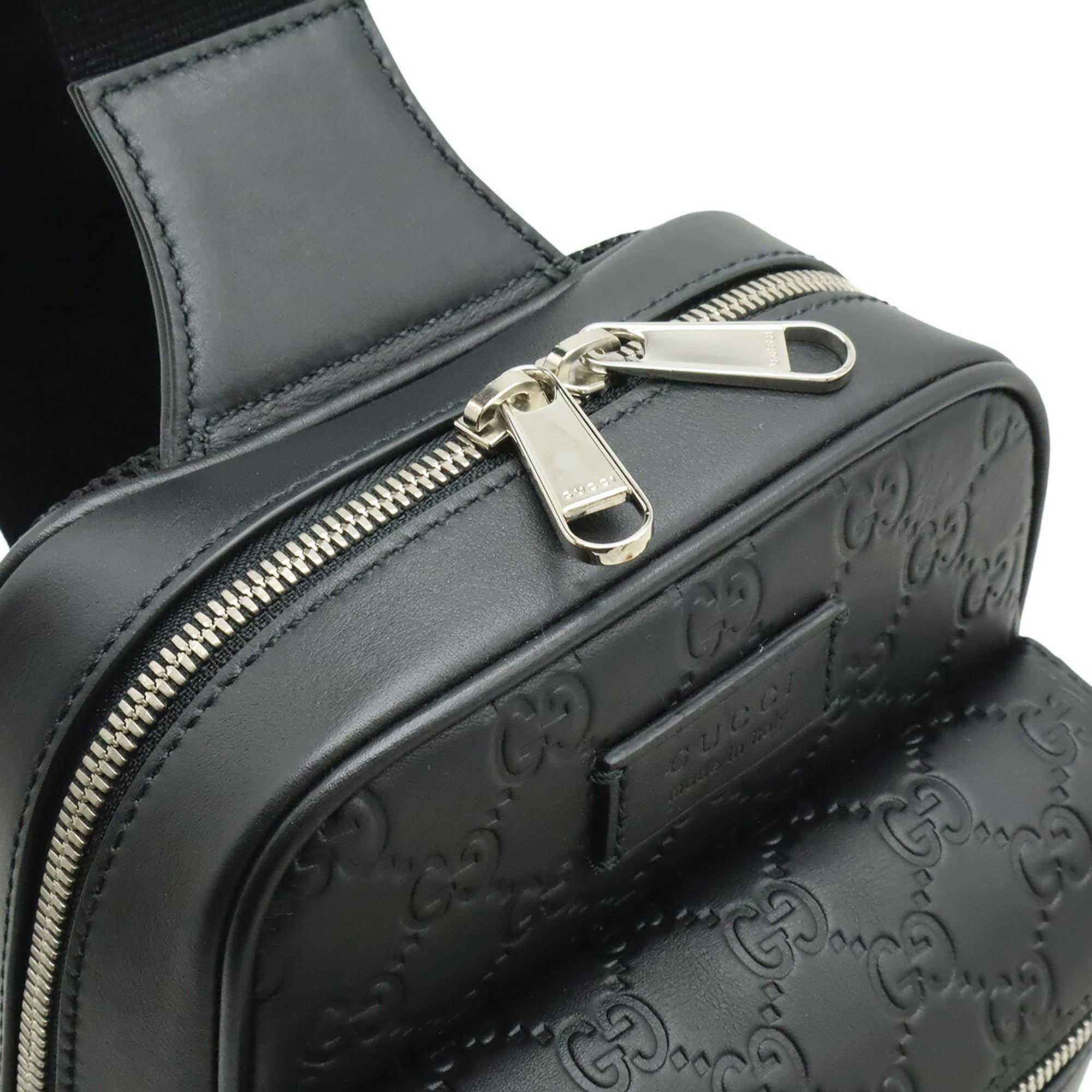 Gucci Black Leather Shoulder Bag (Pre-Owned)