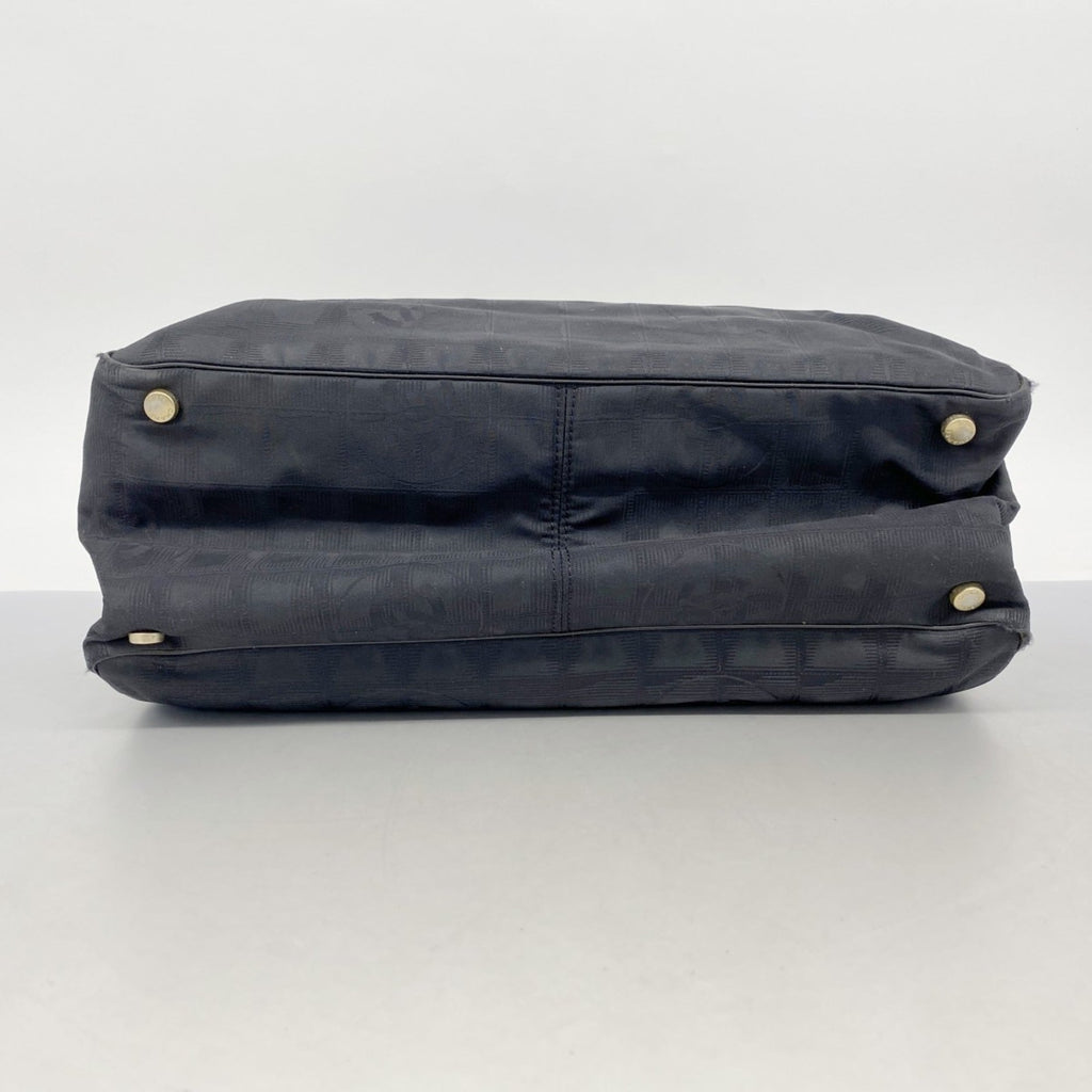 Chanel Black Nylon Tote Bag (Pre-Owned)