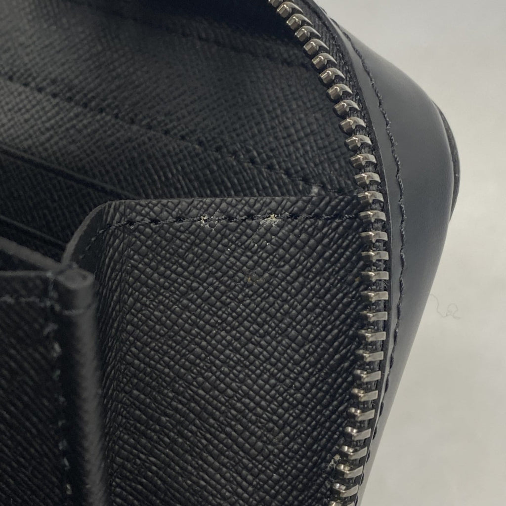 Louis Vuitton Black Long Wallet (Bi-Fold) (Pre-Owned)