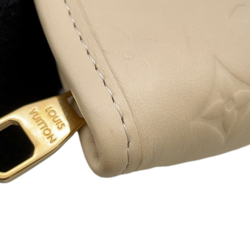 Louis Vuitton Monogram Beige Monogram Monogram Pouch (Pre-Owned)