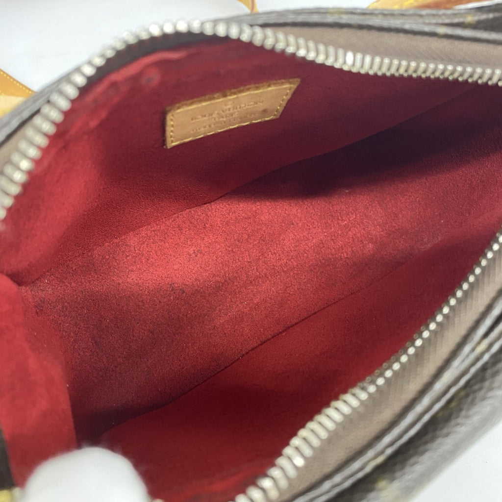 Louis Vuitton Brown Shoulder Bag (Pre-Owned)