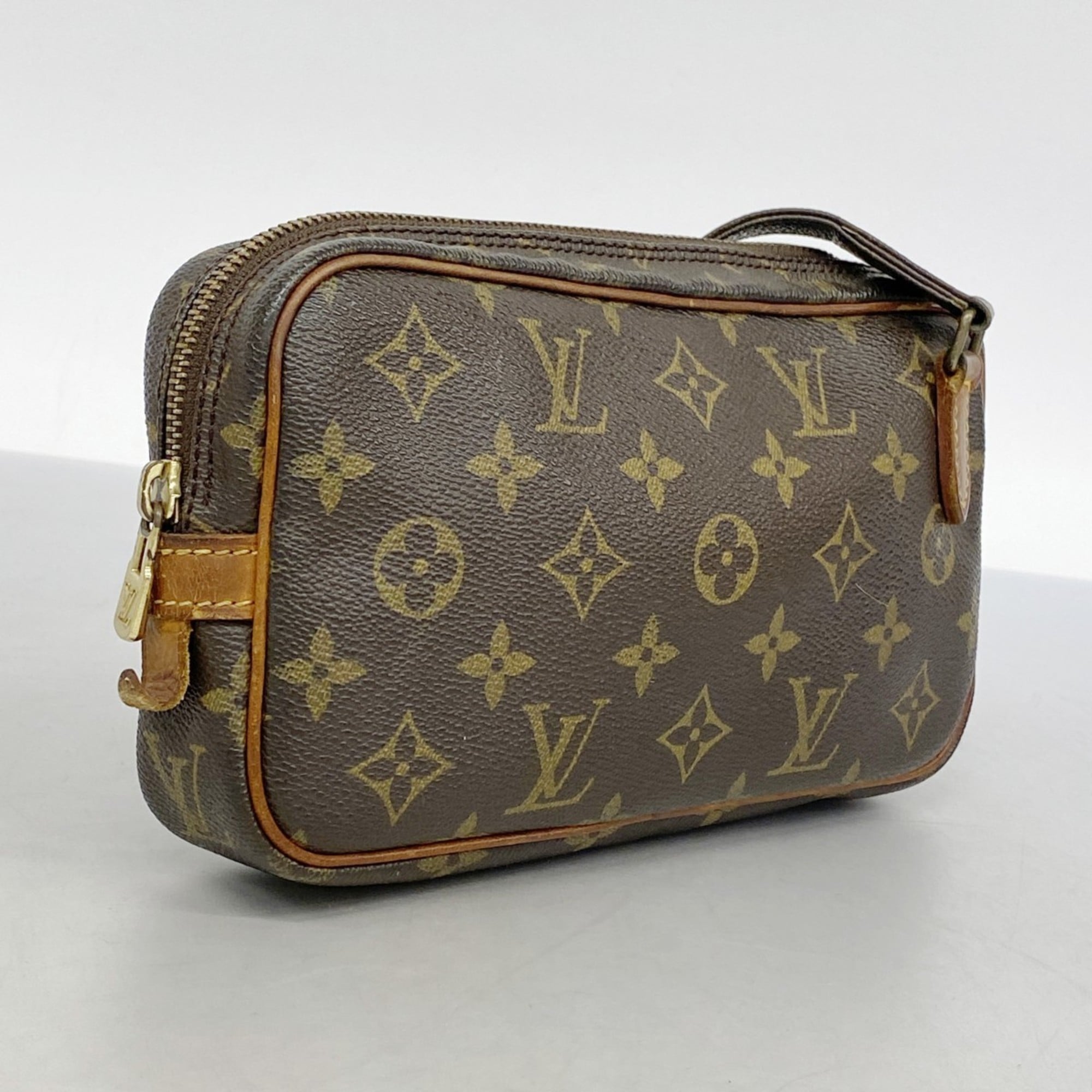 Louis Vuitton Brown Shoulder Bag (Pre-Owned)