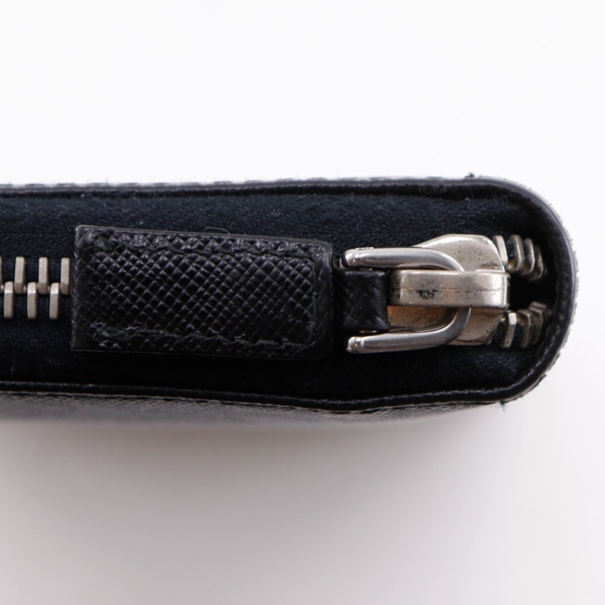 Prada Saffiano Black Saffiano Long Wallet (Bi-Fold) (Pre-Owned)