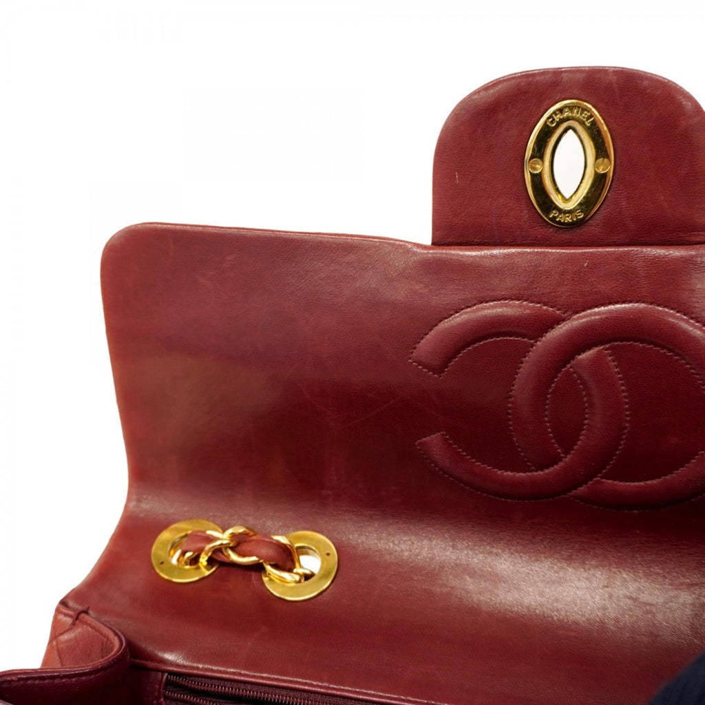 Chanel Bordeaux Leather Shoulder Bag (Pre-Owned)