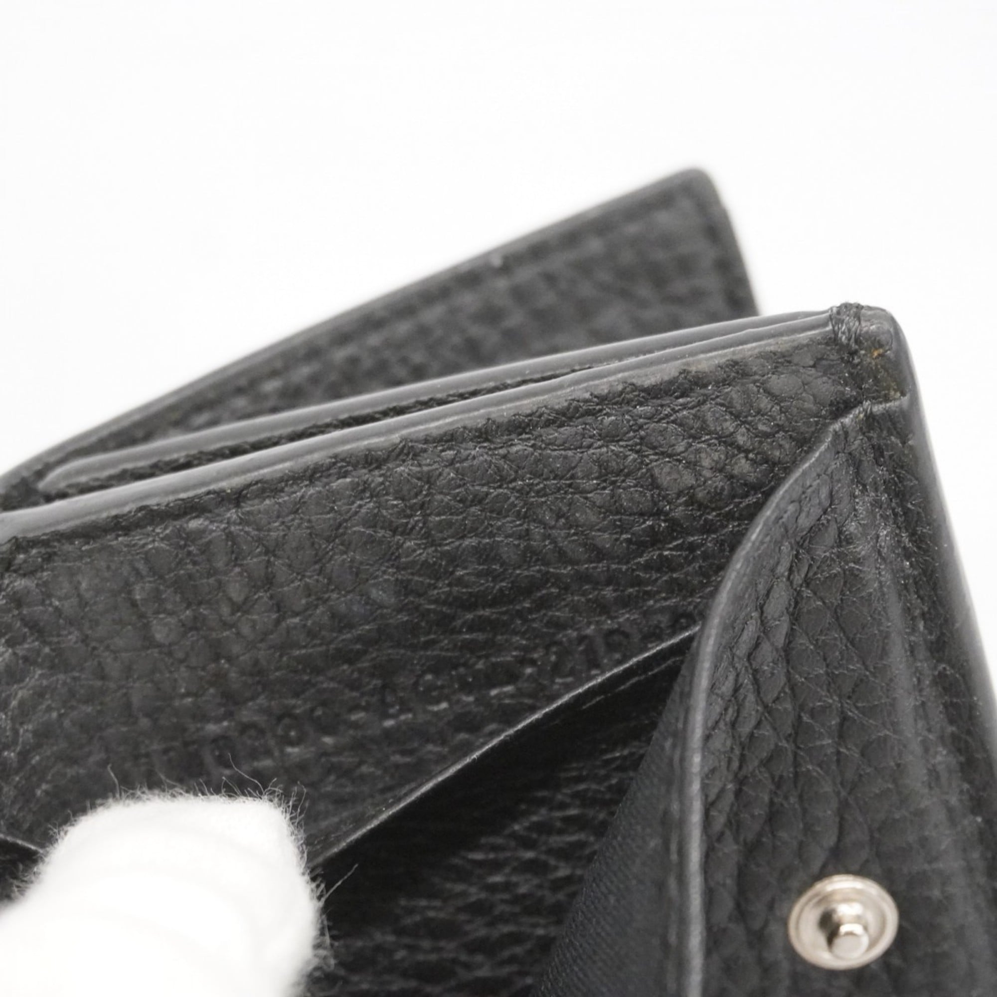 Fendi Black Leather Wallet (Tri-Fold) (Pre-Owned)