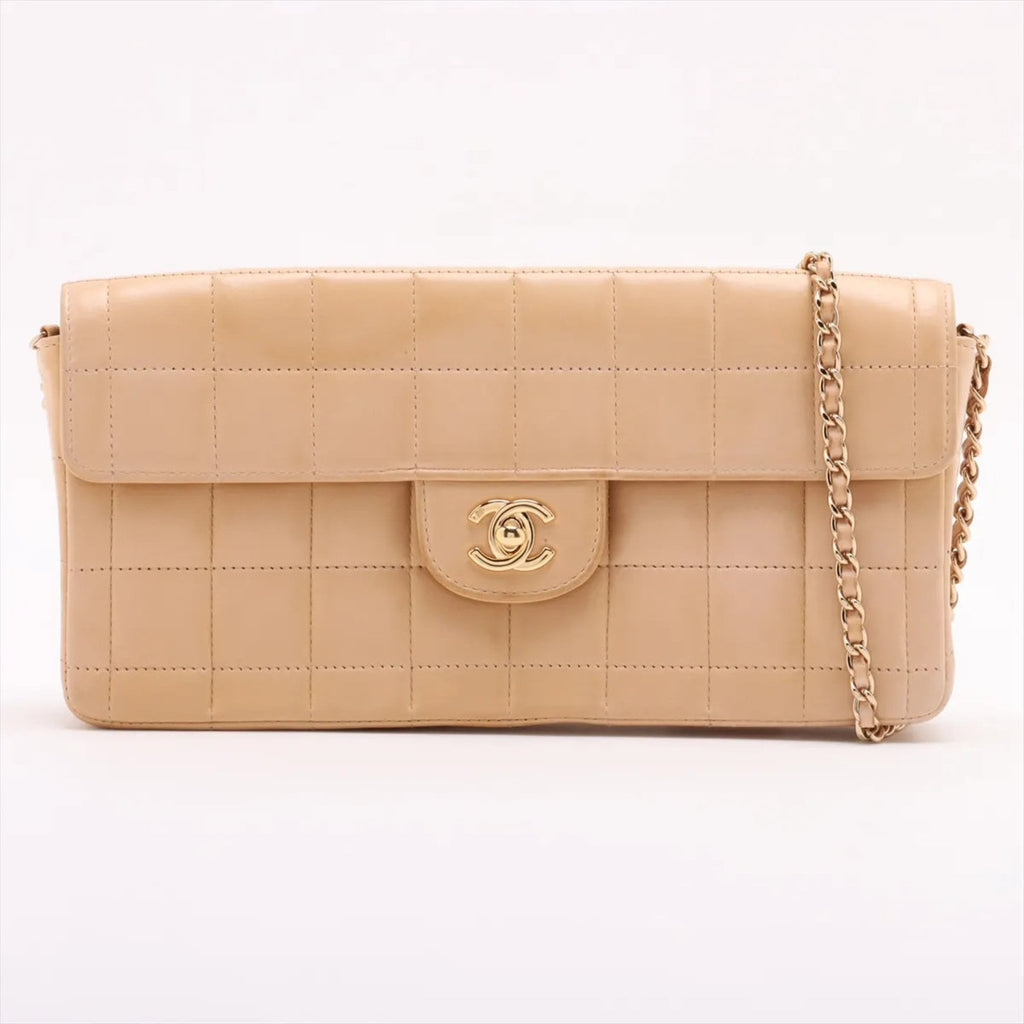 Chanel Beige Leather Shoulder Bag (Pre-Owned)