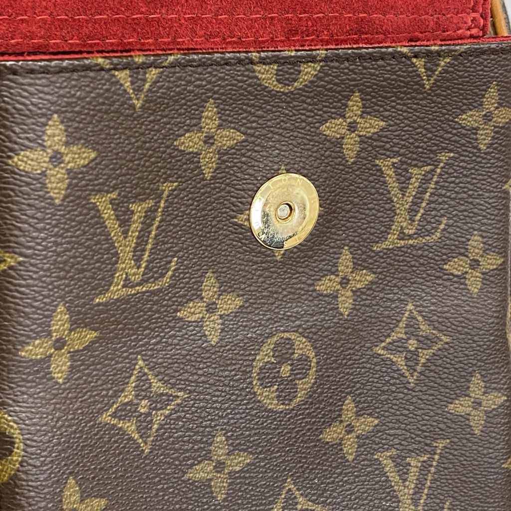 Louis Vuitton Brown Shoulder Bag (Pre-Owned)