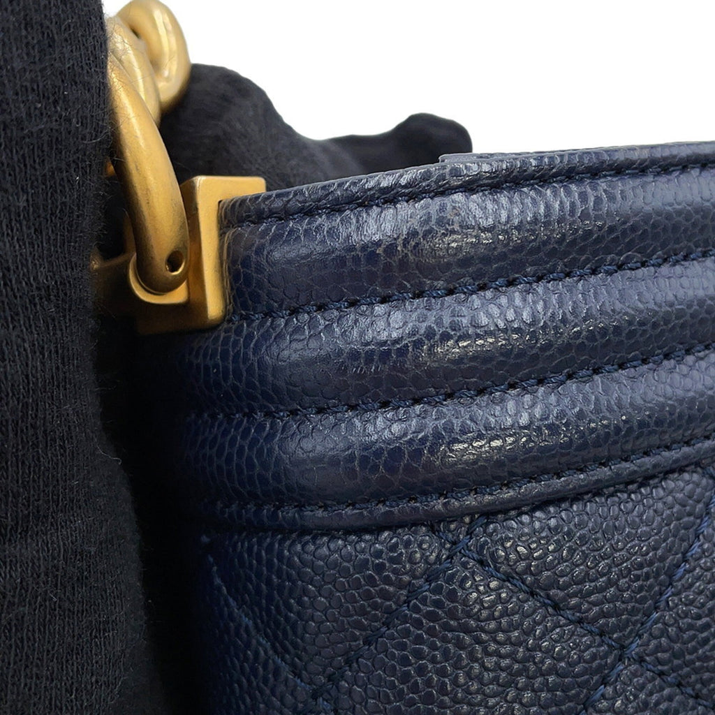 Chanel Matelasse Navy Grained Calfskin Shoulder Bag (Pre-Owned)