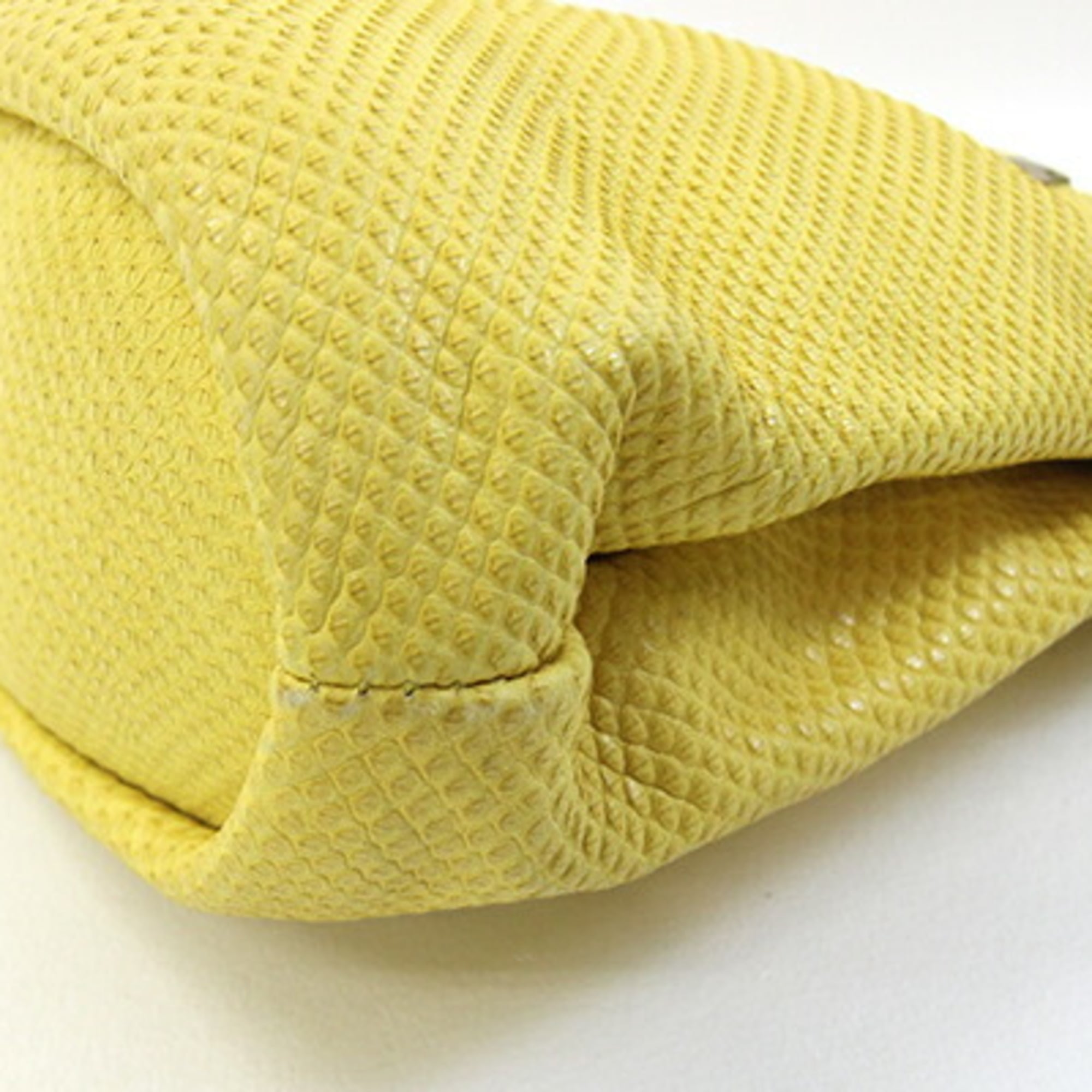 Gucci Yellow Leather Handbag (Pre-Owned)