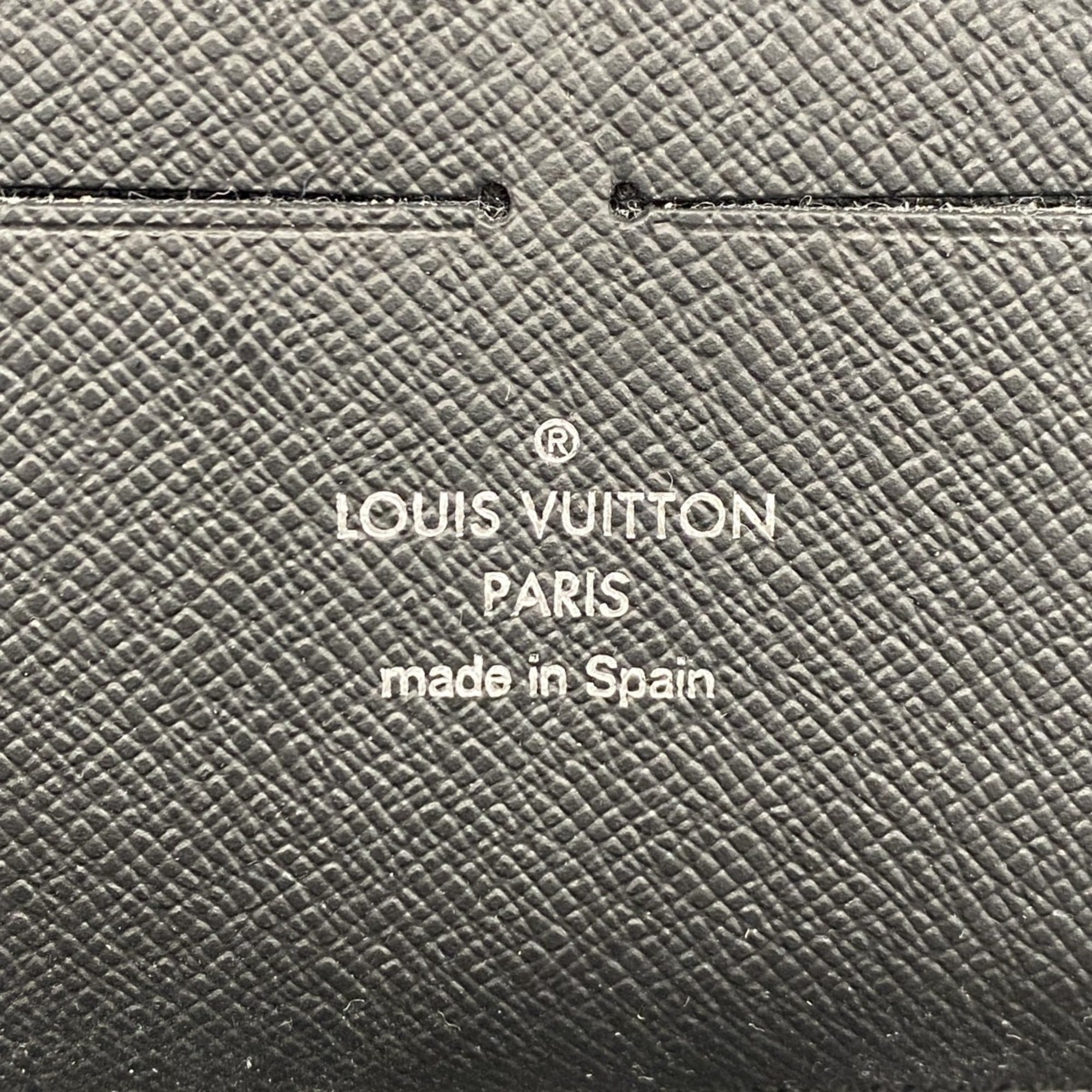 Louis Vuitton Black Long Wallet (Bi-Fold) (Pre-Owned)