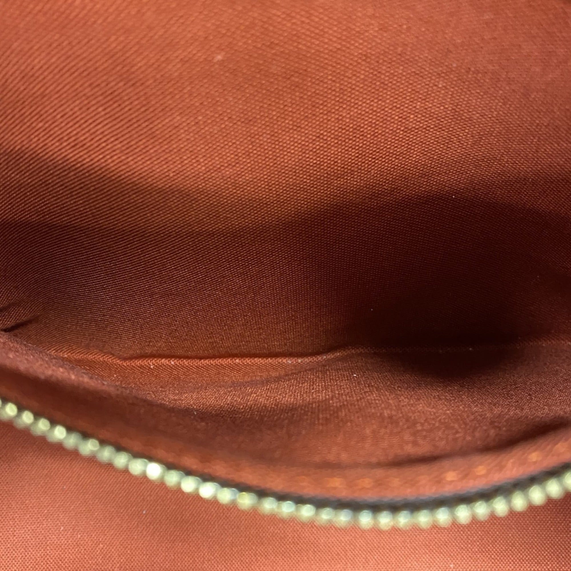 Louis Vuitton Ebene Handbag (Pre-Owned)