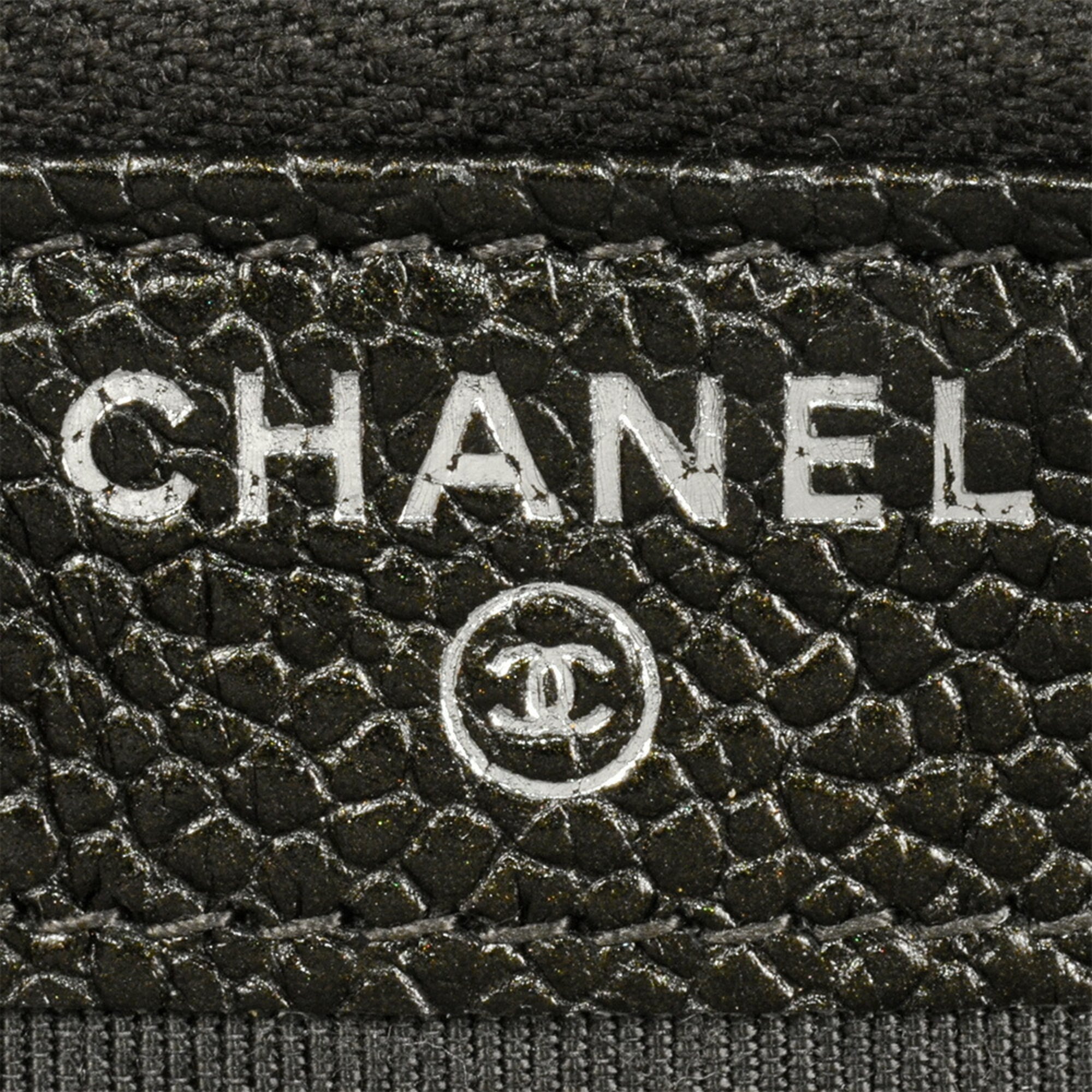 Chanel Matelasse Black Grained Calfskin Shoulder Bag (Pre-Owned)