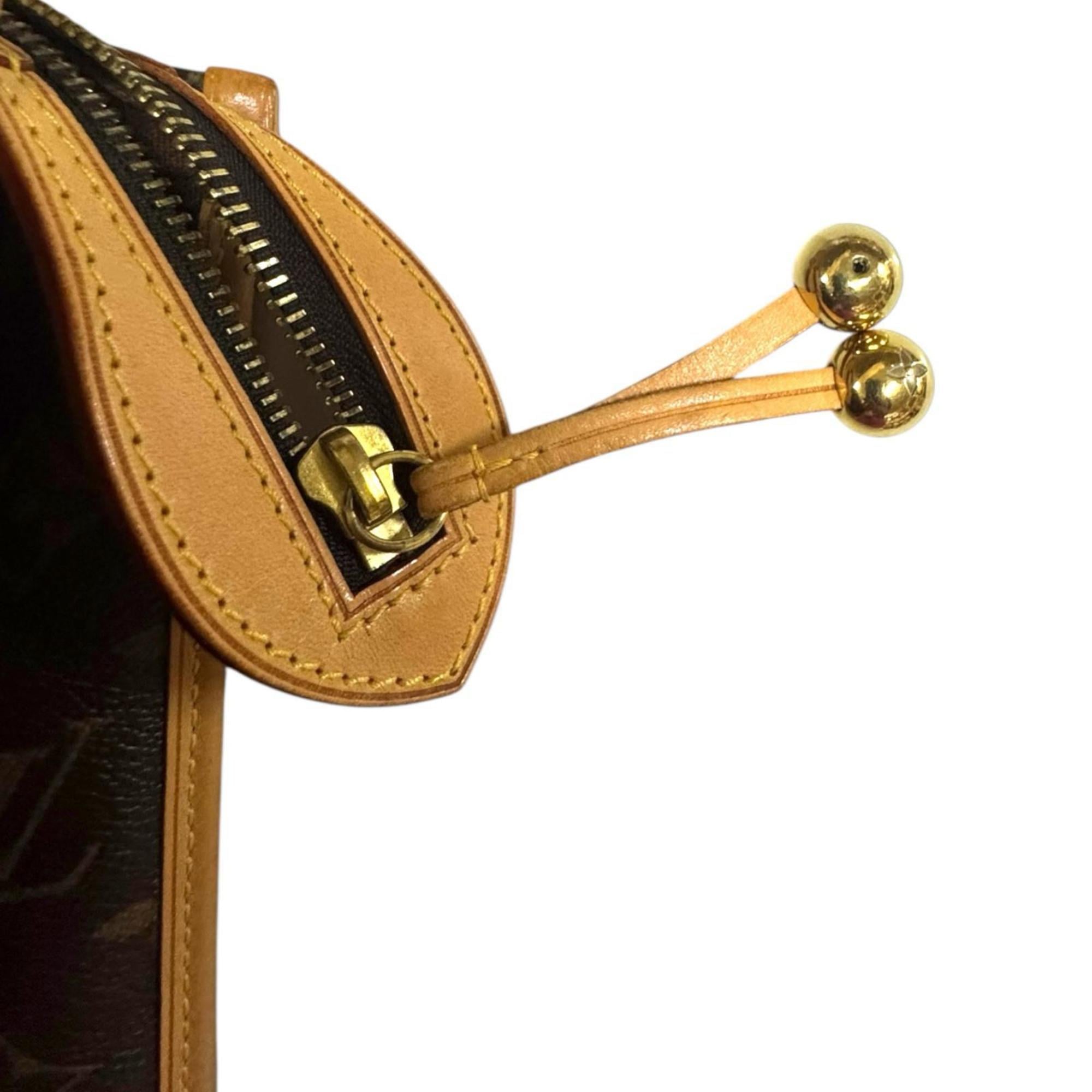 Louis Vuitton Brown Monogram Canvas Shoulder Bag (Pre-Owned)