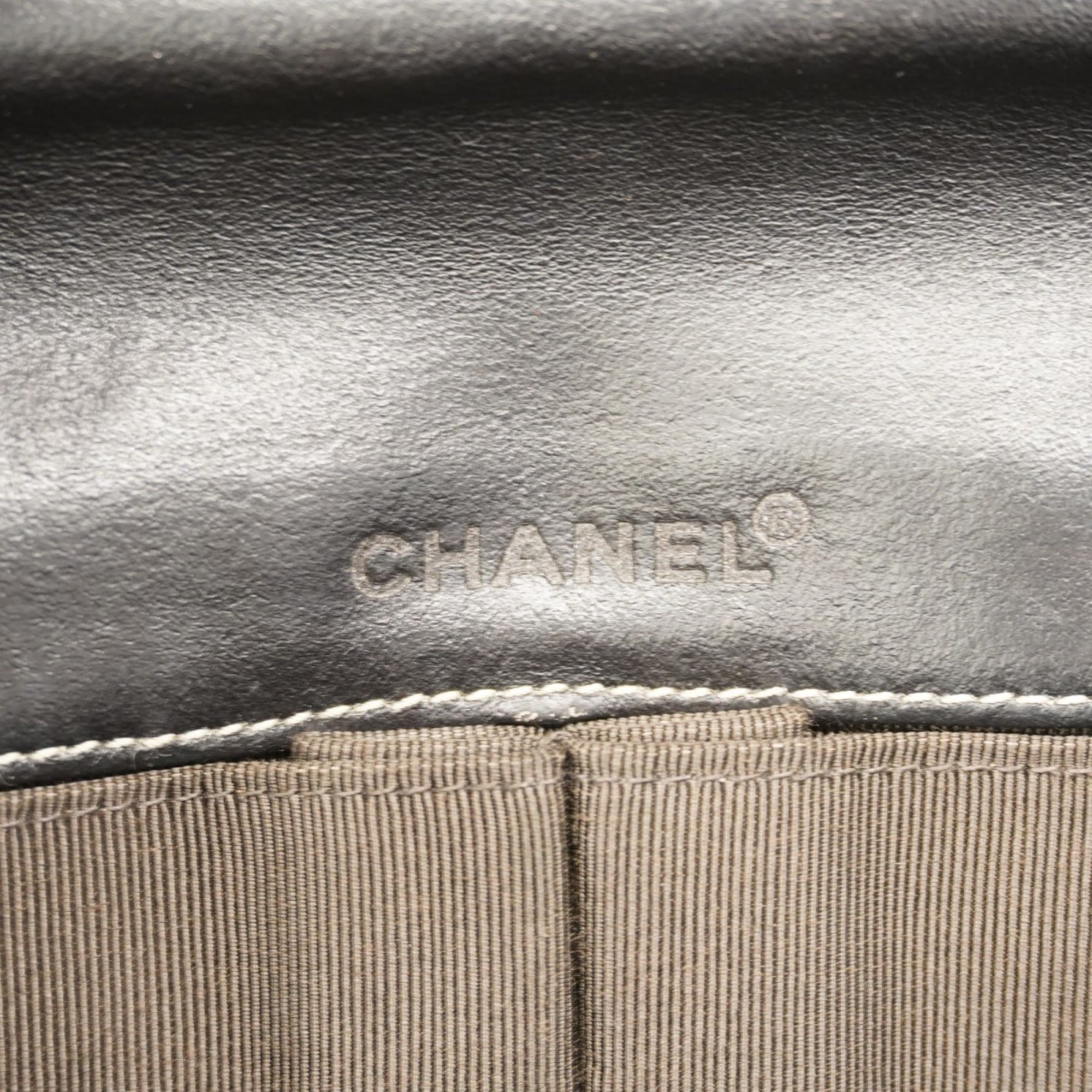 Chanel Blue Denim Shoulder Bag (Pre-Owned)