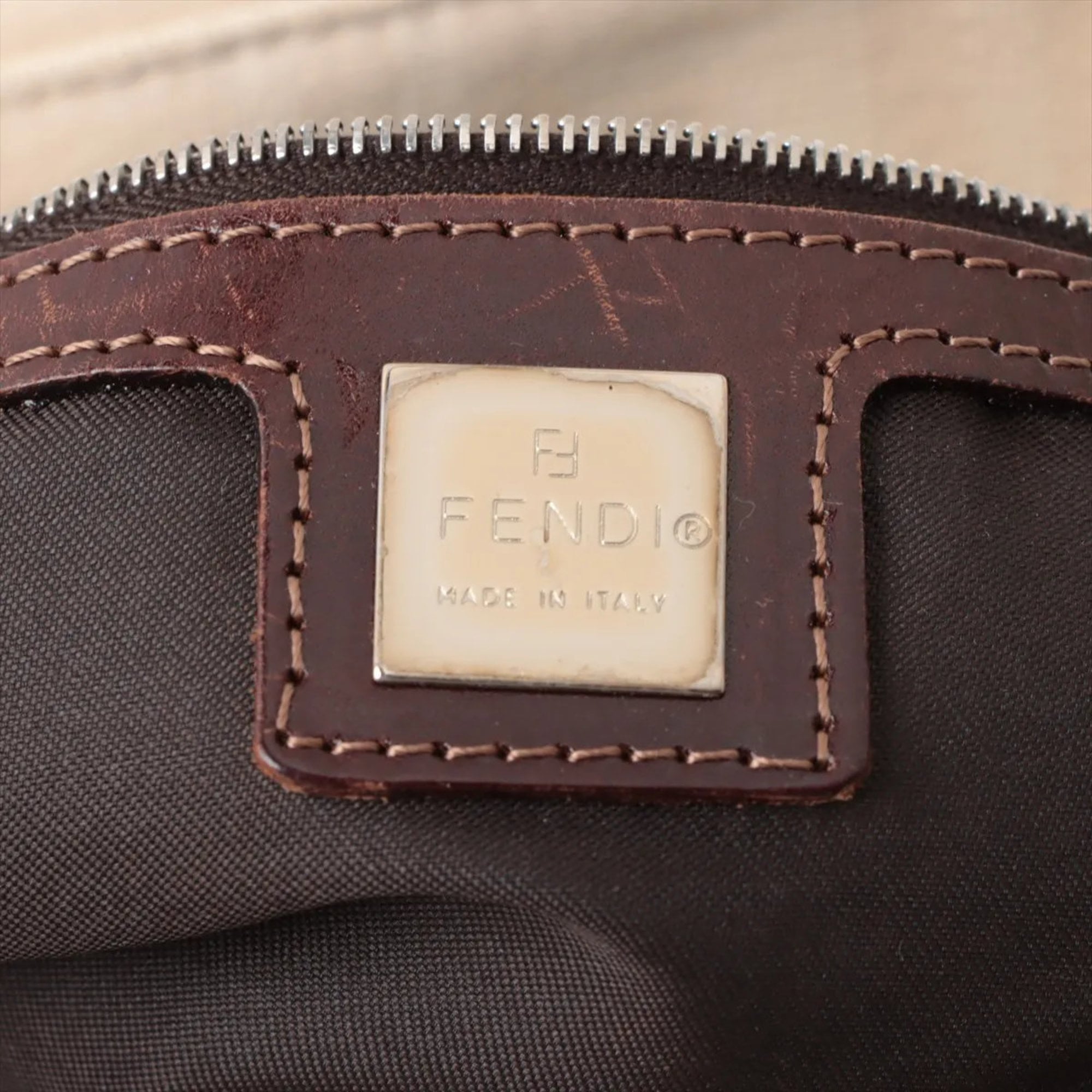 Fendi Beige Leather Canvas Shoulder Bag (Pre-Owned)