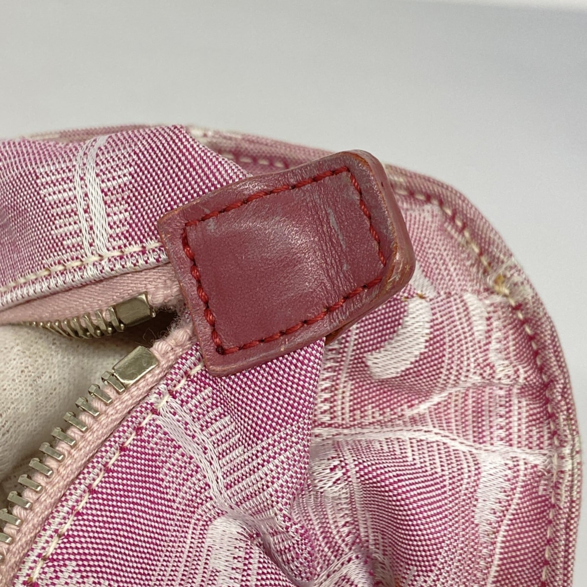 Chanel Pink Nylon Tote Bag (Pre-Owned)