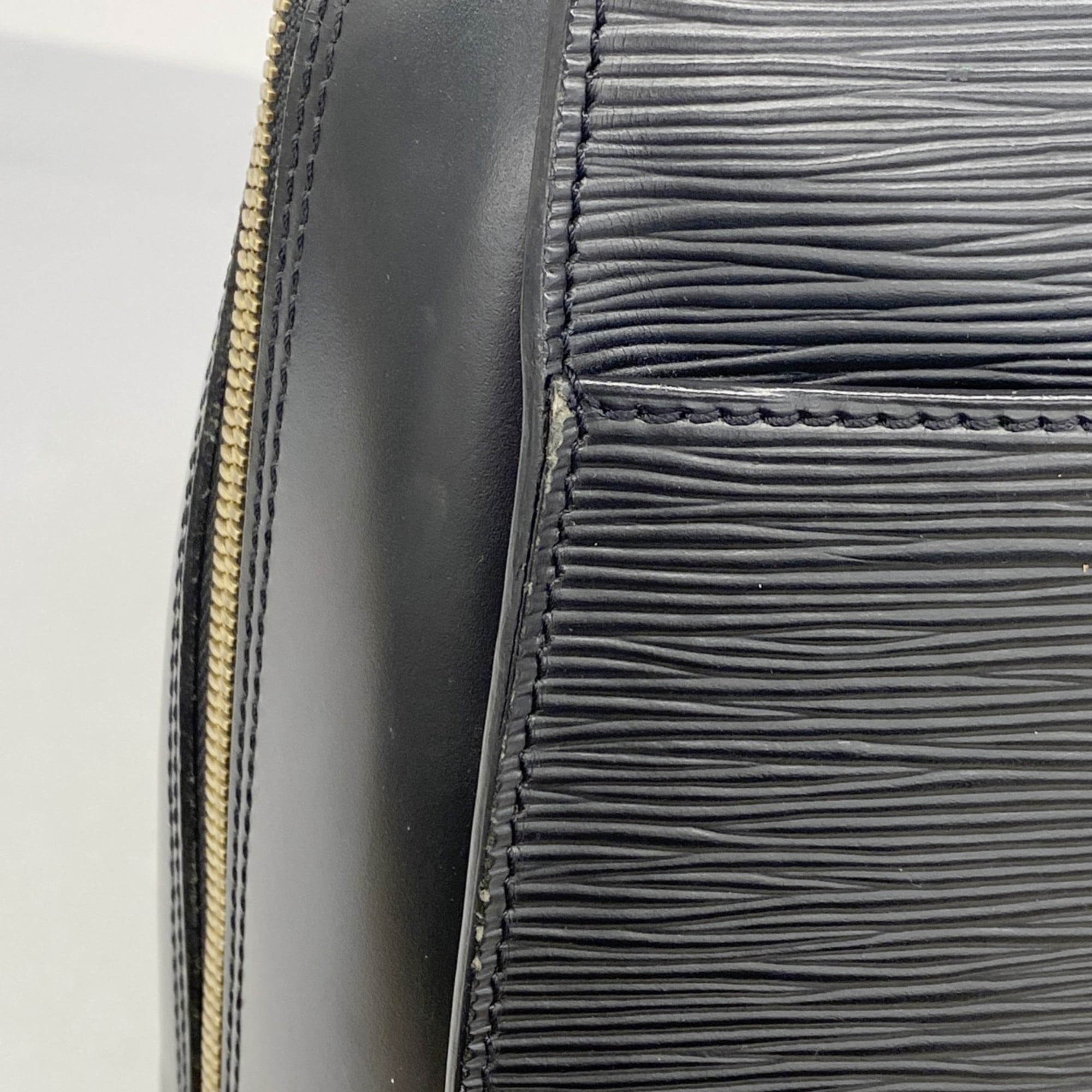 Louis Vuitton Noir Briefcase (Pre-Owned)