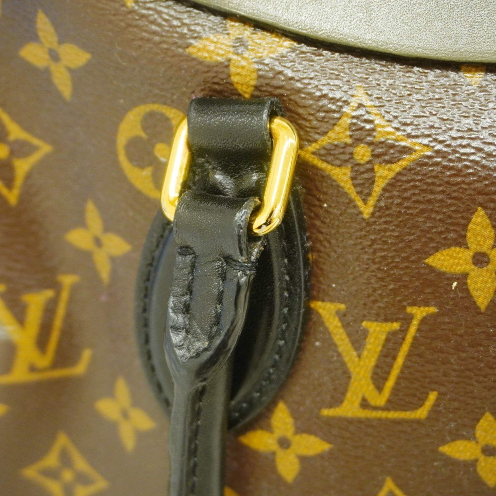 Louis Vuitton Brown Khaki Handbag (Pre-Owned)