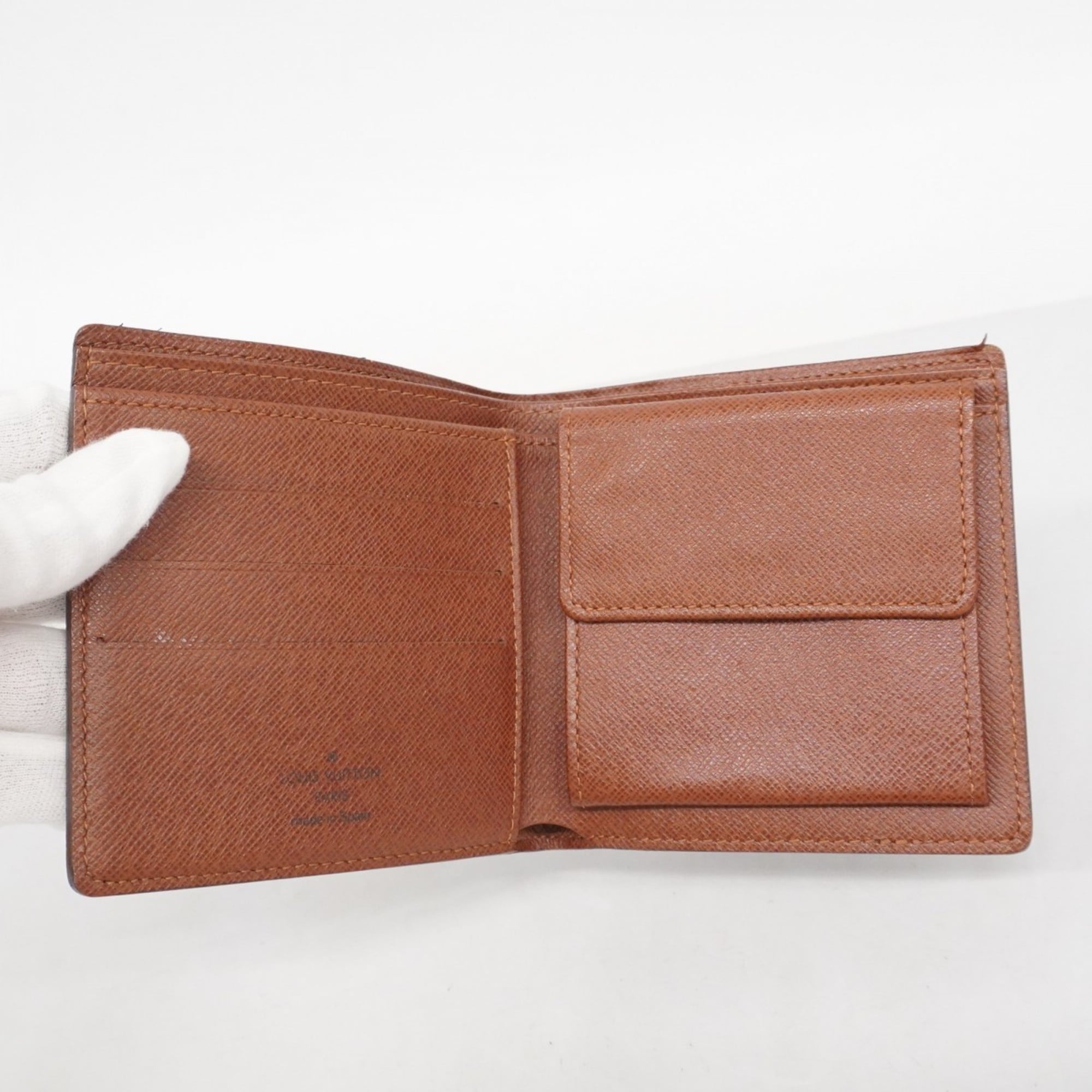 Louis Vuitton Brown Wallet (Bi-Fold) (Pre-Owned)