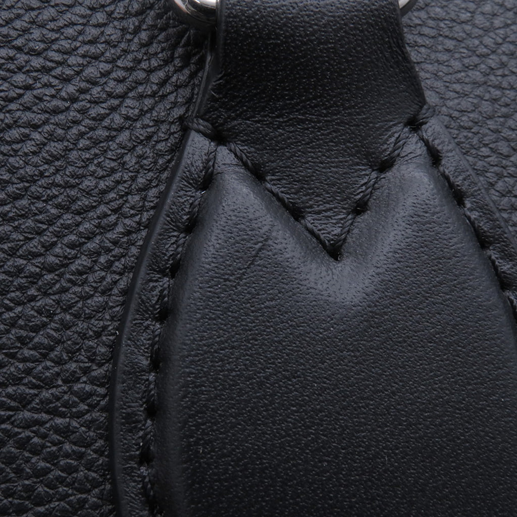 Louis Vuitton Black Noir Leather Handbag Shoulder Bag (Pre-Owned)