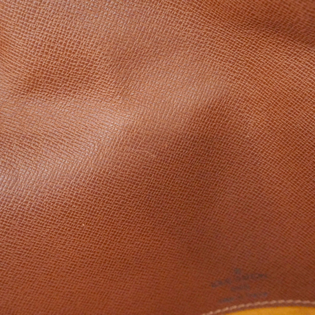 Louis Vuitton Brown Shoulder Bag (Pre-Owned)