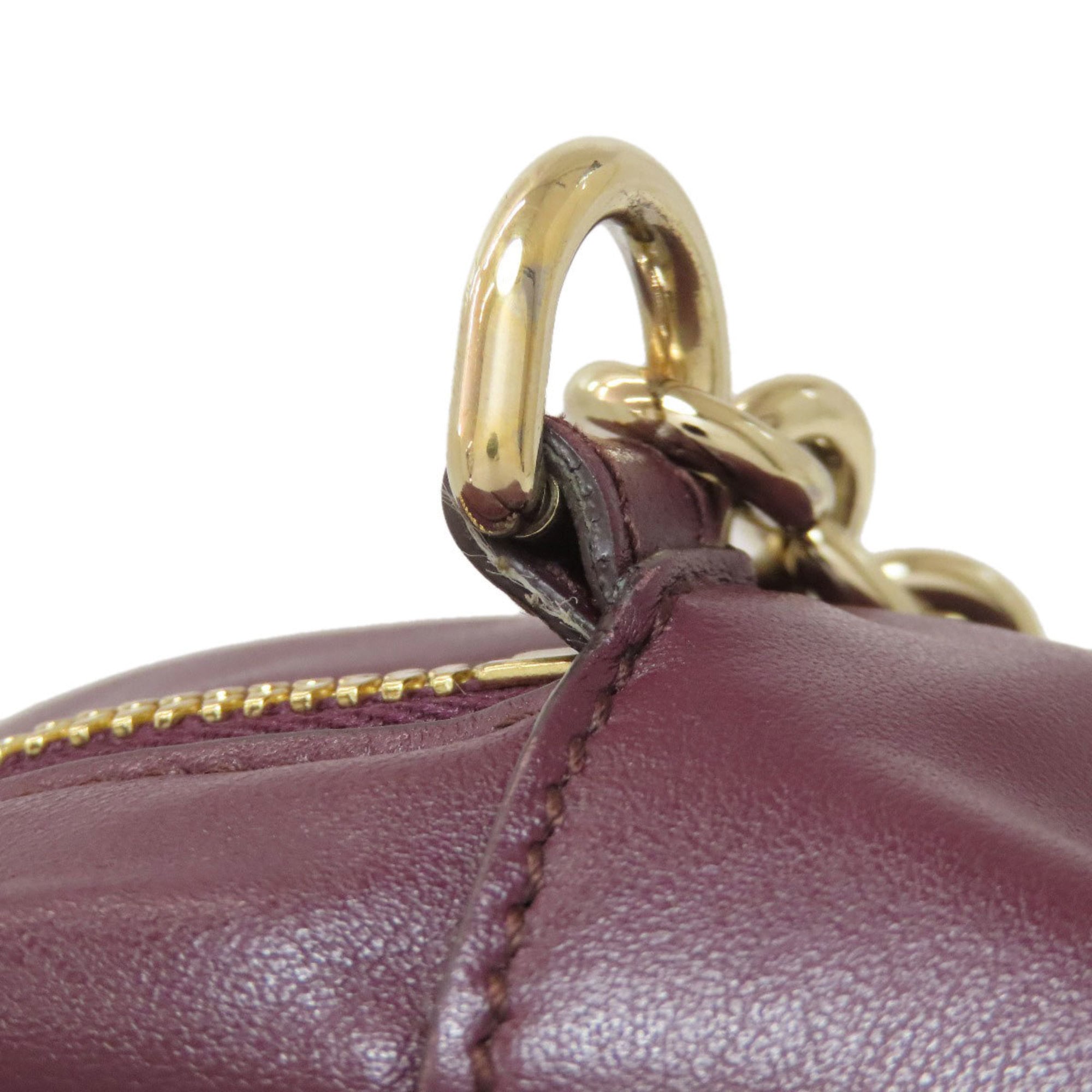 Salvatore Ferragamo Bordeaux Leather Shoulder Bag (Pre-Owned)