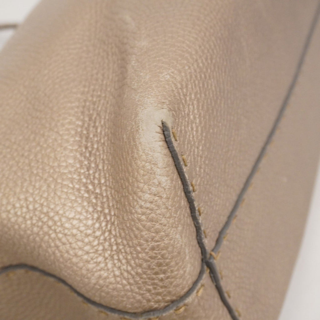 Fendi Grayish Leather Tote Bag (Pre-Owned)