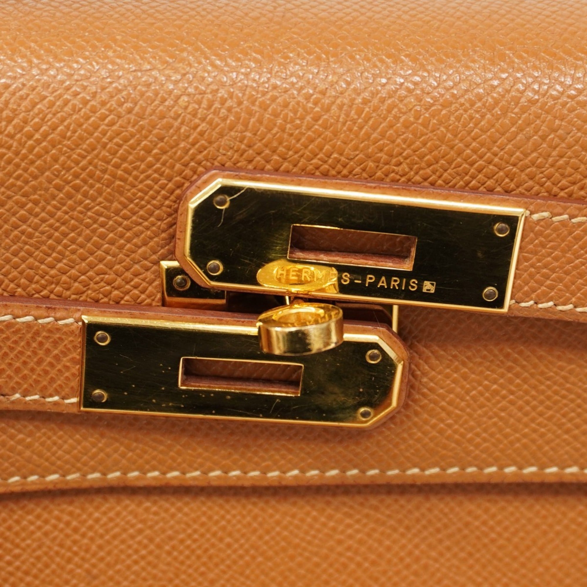Hermes Gold Courchevel Leather Handbag (Pre-Owned)
