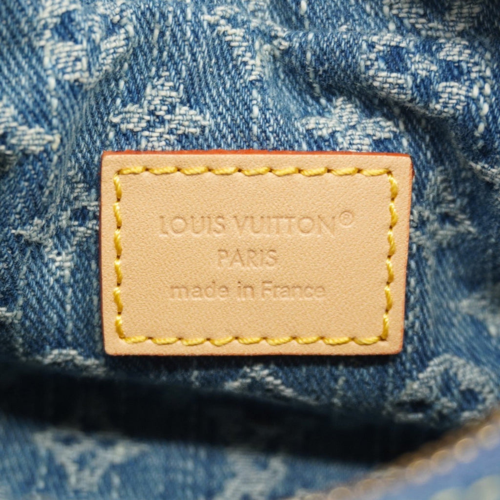 Louis Vuitton Blue Handbag Pochette (Pre-Owned)