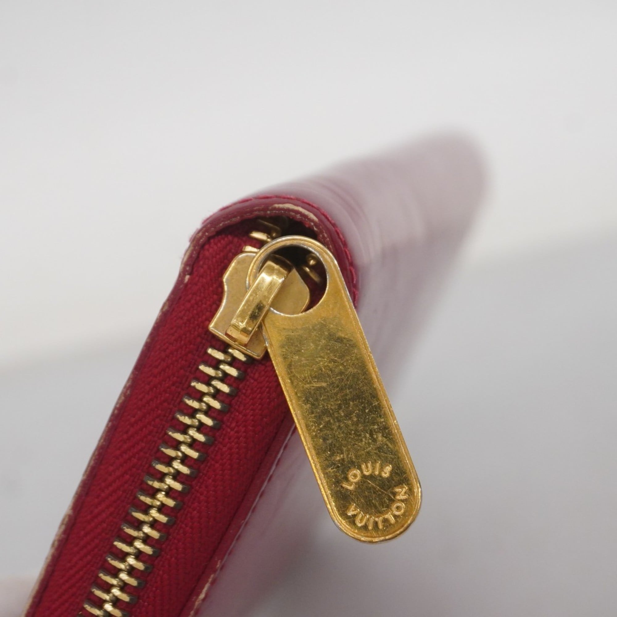 Louis Vuitton Pomme D'amour Long Wallet (Bi-Fold) (Pre-Owned)