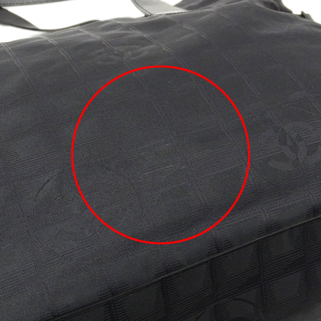 Chanel Black Nylon Shoulder Bag Tote Bag (Pre-Owned)