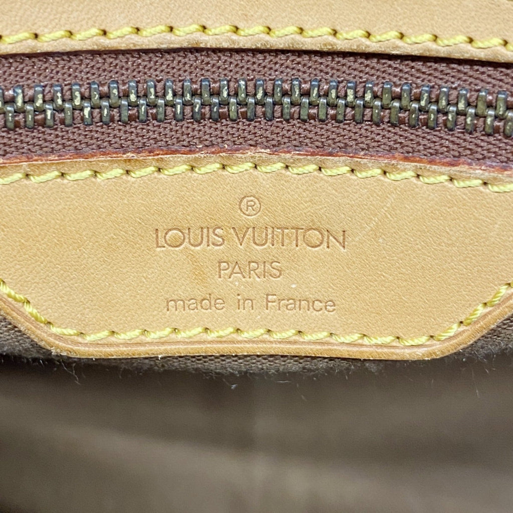Louis Vuitton Brown Shoulder Bag (Pre-Owned)