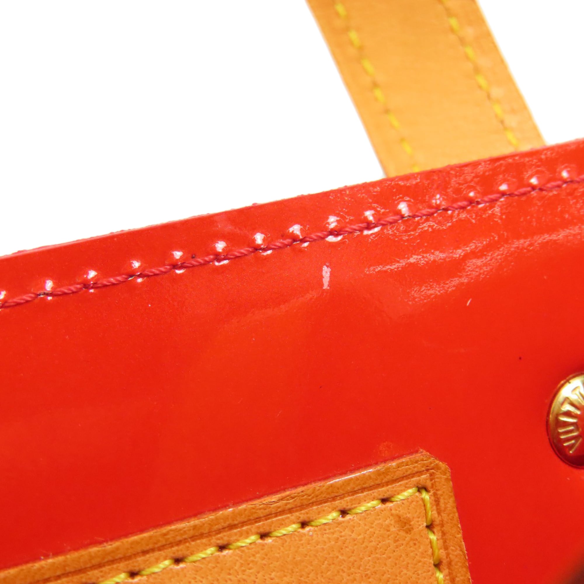 Louis Vuitton Rouge Vernis Handbag (Pre-Owned)
