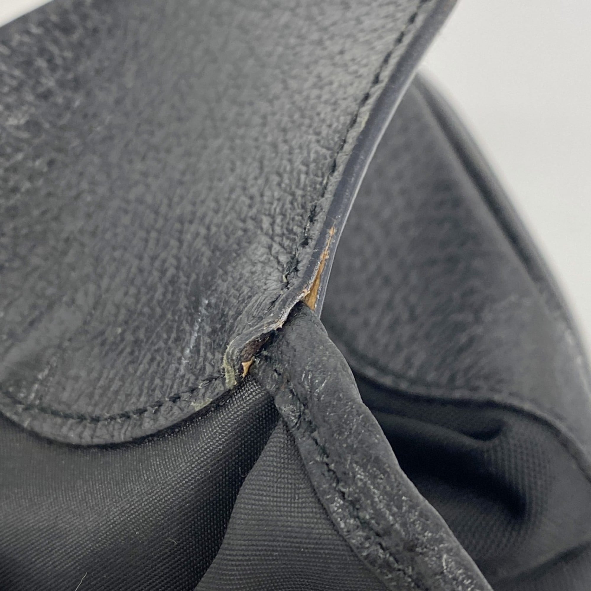 Gucci Black Nylon Canvas Handbag (Pre-Owned)