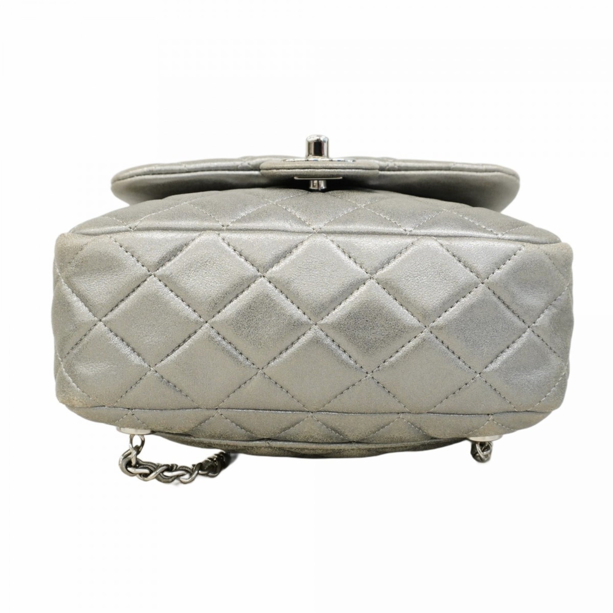 Chanel Silver Leather Backpack (Pre-Owned)