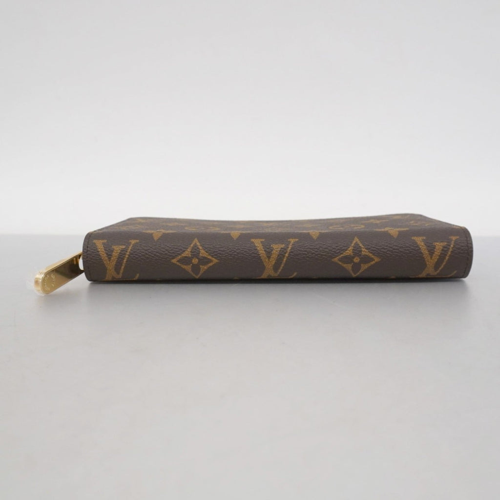 Louis Vuitton Brown Long Wallet (Bi-Fold) (Pre-Owned)