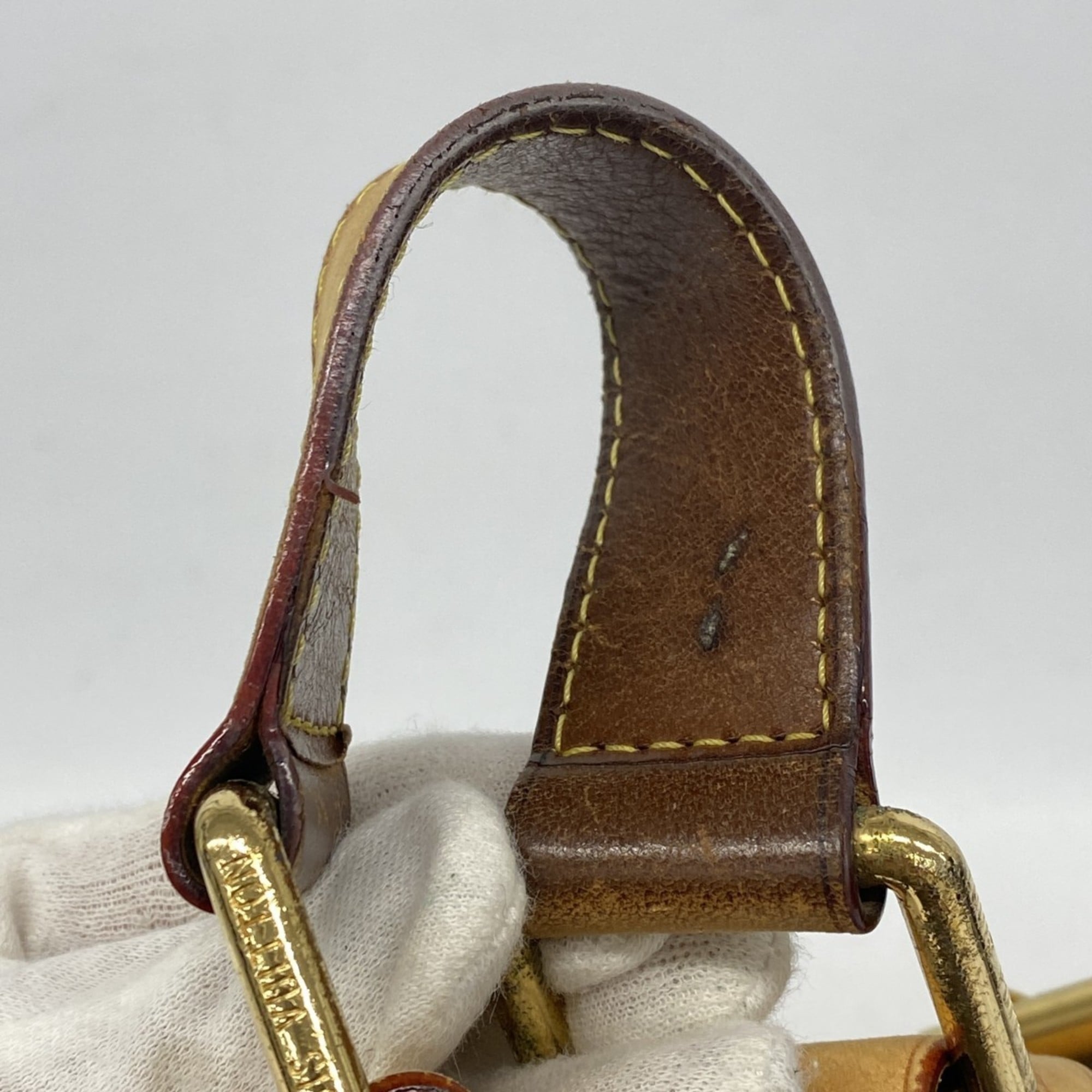 Louis Vuitton Brown Handbag (Pre-Owned)