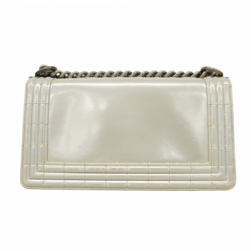 Chanel Gray Patent Leather Shoulder Bag (Pre-Owned)