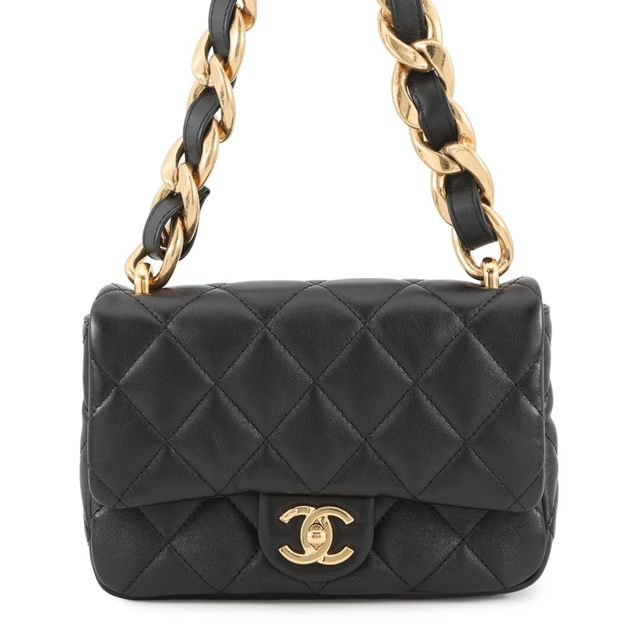 Chanel Matelasse Black Leather Shoulder Bag (Pre-Owned)